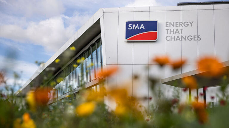 SMA Group concludes the 2023 fiscal year extremely successfully with strong fourth quarter in the Large Scale & Project Solutions segment